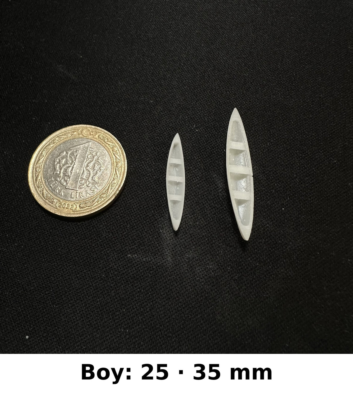Minyatür Kano No.2 — 1:87 Ölçek — Wefty baskısı, 1 TL madeni para ile ölçek karşılaştırması (Boy: 25 · 35 mm)