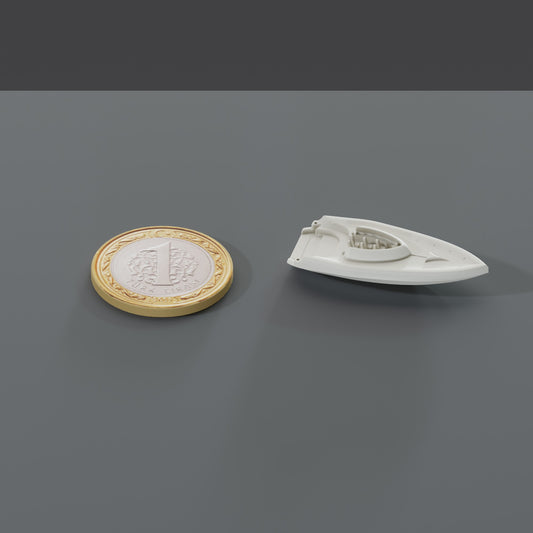 Minyatür Motorlu Tekne No.38 — ölçekli render: 1 TL madeni paranın yanında XL boy (37 mm)