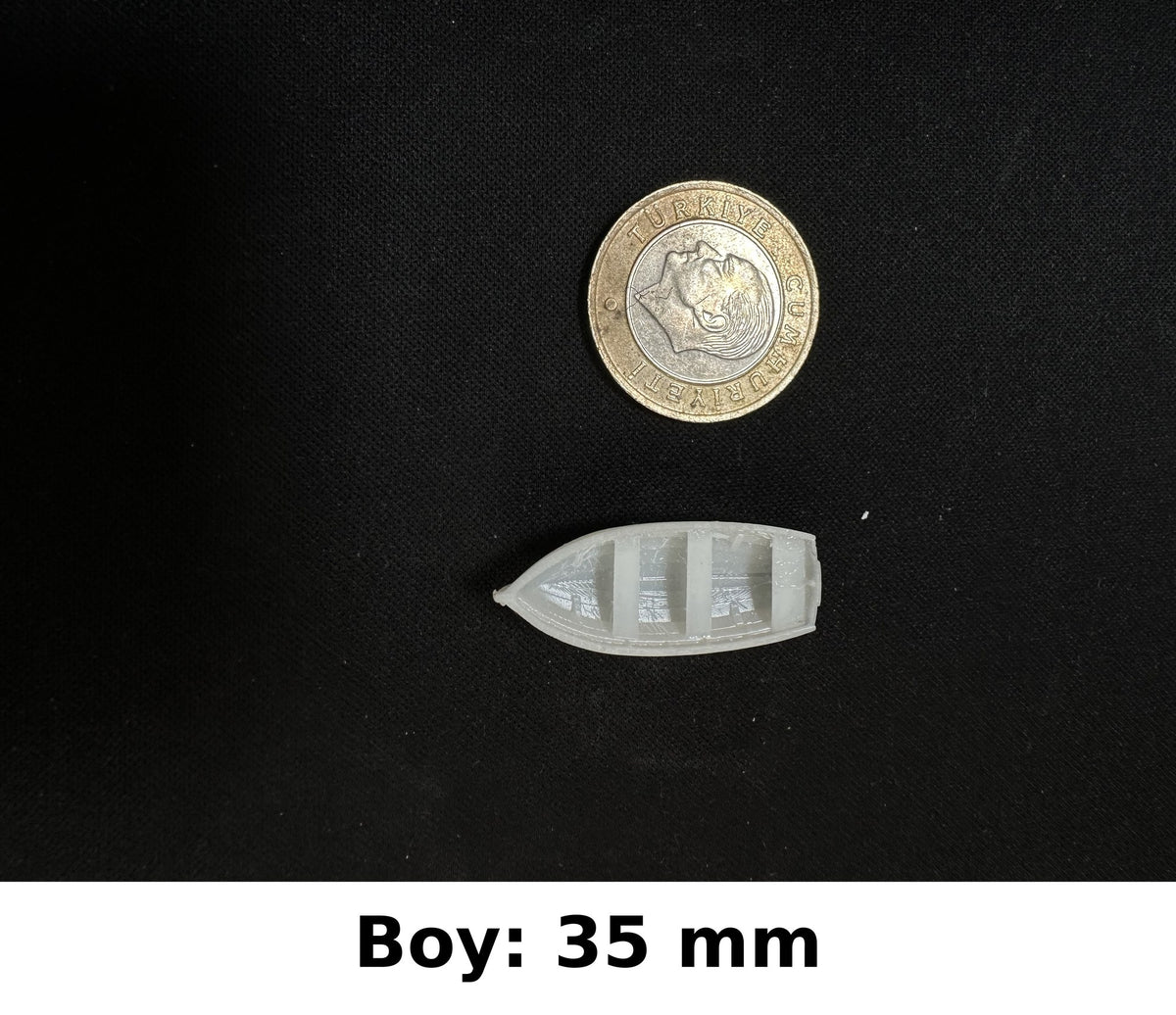 Minyatür Sandal No.20 — Ahşap — Wefty baskısı, 1 TL madeni para ile ölçek karşılaştırması (Boy: 35 mm)